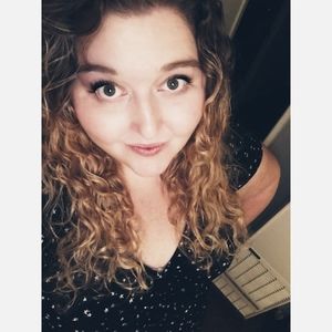 Meet your Posher, Tiffanie